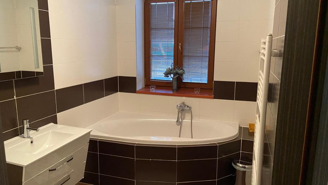 4Rooms Roztoky Exterior foto